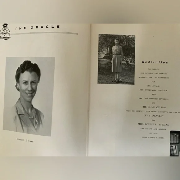 WW II era,  HACKETTSTOWN NJ HIGH SCHOOL YEAR BOOKS - Picture 15 of 16